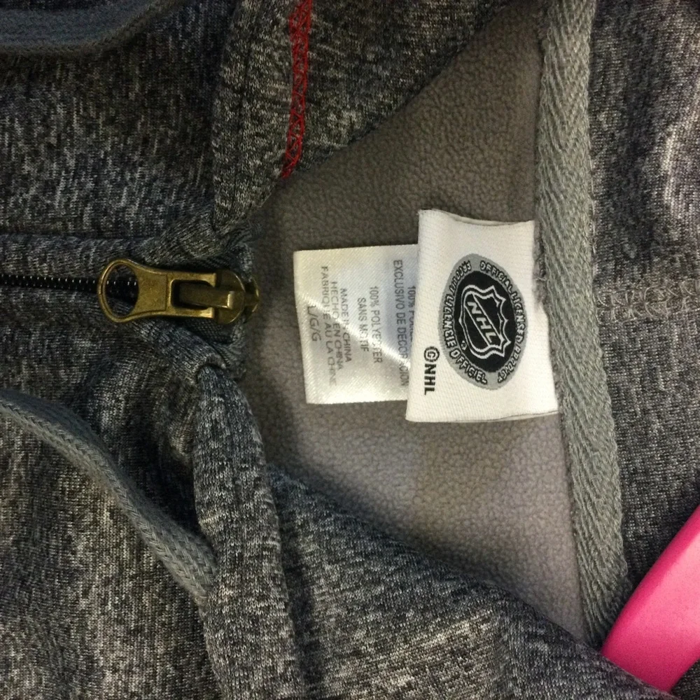 NHL Mens Capitals Full-Zip Hoodie - Picture 7 of 7